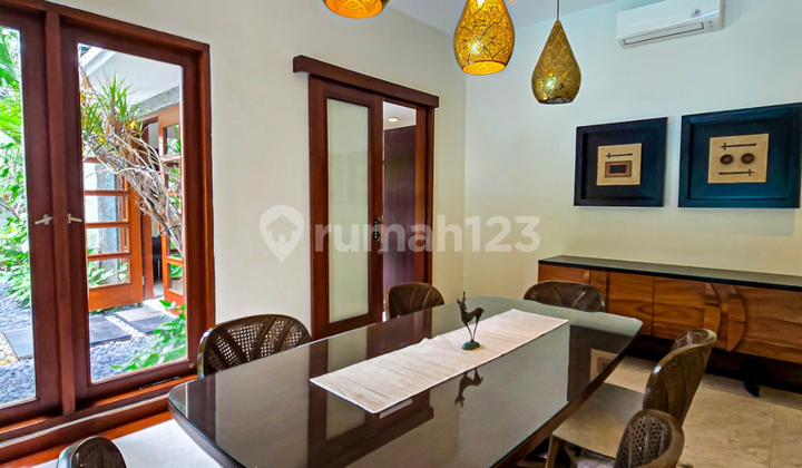 Rumah Tropis Jl. Tumaritis Cilandak Barat 2