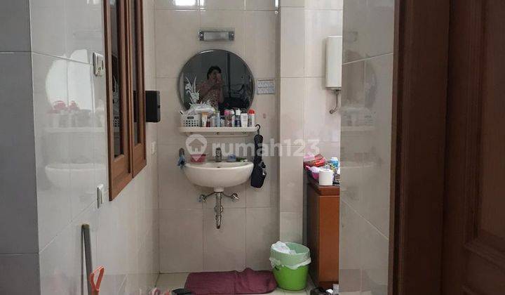 Rumah di Jalan Kartini Bandung Cocok Untuk Kantor, Ruang Usaha