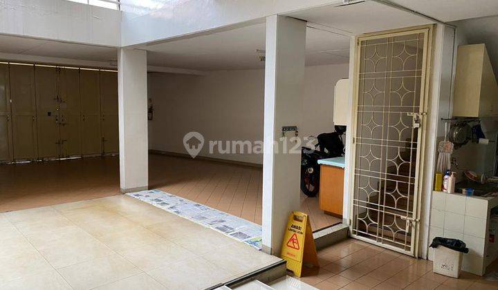 Rumah di Jalan Kartini Bandung Cocok Untuk Kantor, Ruang Usaha