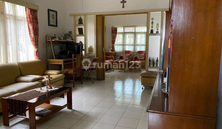 Rumah di Jalan Kartini Bandung Cocok Untuk Kantor, Ruang Usaha