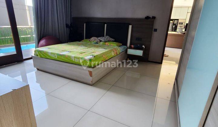 Rumah Siap Huni Mewah di Setra Duta Bandung Utara Murah Kolam  9