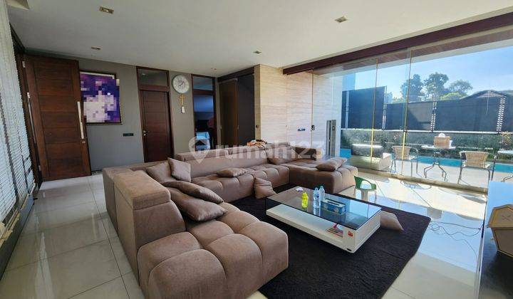 Rumah Siap Huni Mewah di Setra Duta Bandung Utara Murah Kolam  1