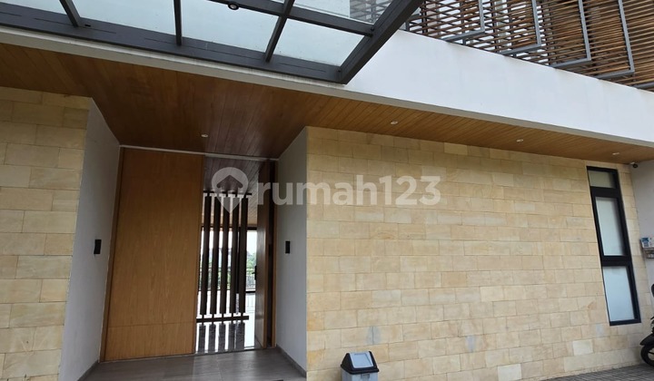 Rumah Baru di Setraduta Mainroad View Bagus Bonus Furniture Rumah Baru di Setraduta Mainroad View Bagus Bonus Furniture
