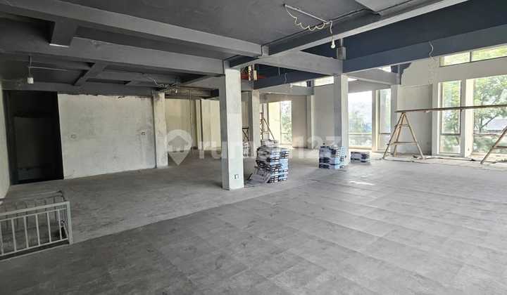 Disewakan Ruang Usaha Mainroad Paskal Bandung Cocok untuk Bisnis Disewakan Ruang Usaha Mainroad Paskal Bandung Cocok untuk Bisnis