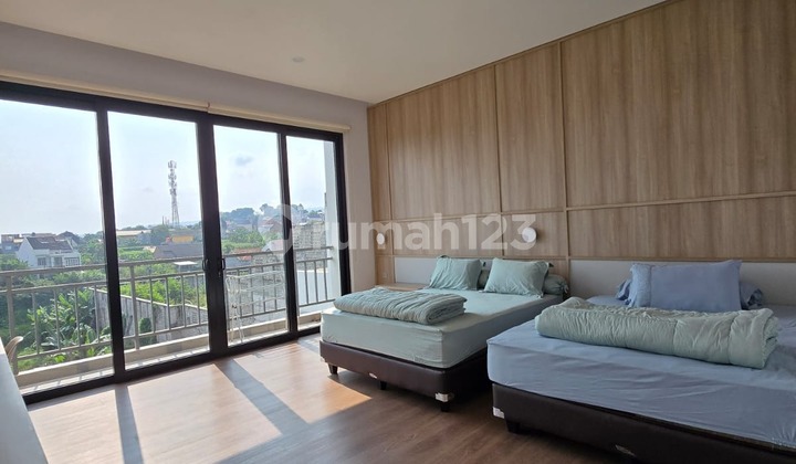 Rumah Baru di Setraduta Mainroad View Bagus Bonus Furniture 2