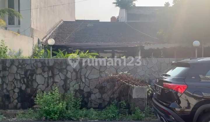 Hot Listing! Dijual Rumah Tua 348M² Jalan S Parman, Jakarta Barat - Prime Location, Bawah NJOP