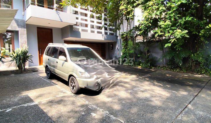 House For Rent 3 Bedroom, At Menteng Jakarta Pusat 2