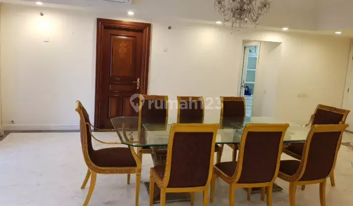 Jual Apartemen Menteng Executive Jakarta Pusat, 4 Bedroom Semi Furnished  1