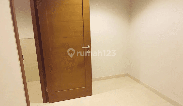 Jual Apartemen Townhouse Taman Anggrek Residence, 3br+1 Semi Furnished, Unit Langka 2