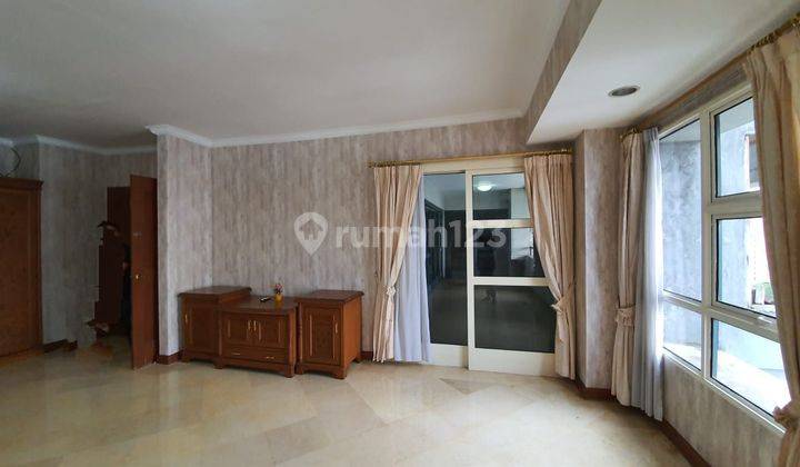 Jual Apartemen 3 Kamar Luas 204m2, Grand Tropic Grogol Jakarta Barat 2