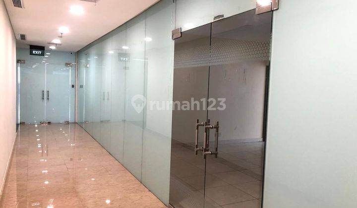 Jual Ruang Kantor Unfurnished Luas 669m2, Lavenue Office Pancoran Jakarta Selatan 2