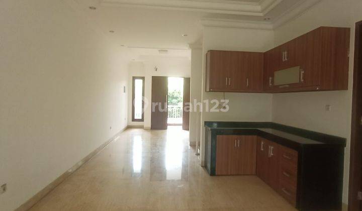 Dijual Rumah Dalam Townhouse, 3 Kamar Tidur, di Pejaten Barat Jakarta Selatan  2