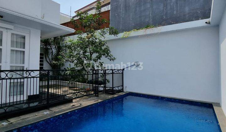 Dijual Rumah Mewah Dengan Pool, di Pondok Indah Jakarta Selatan 1