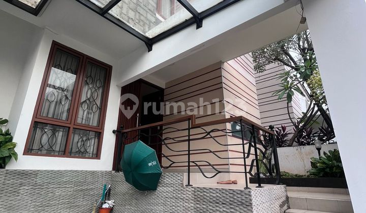 Dijual Townhouse Cipete - LT 162M² LB 195M², 4Br Semi Furnished 2