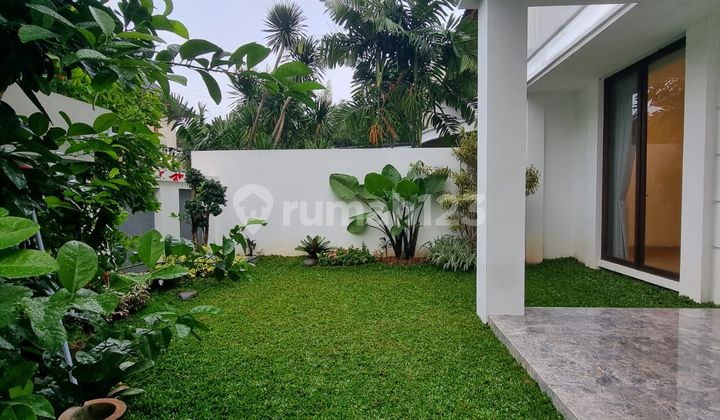 Dijual Rumah Mewah Pondok Indah - LT 397M², 5Kt, Taman & Private Pool 2