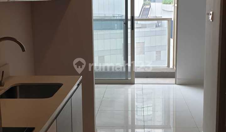 For Sale Quick! 26M² Studio Apartment - Taman Anggrek Residences, High Rental Potential 2
