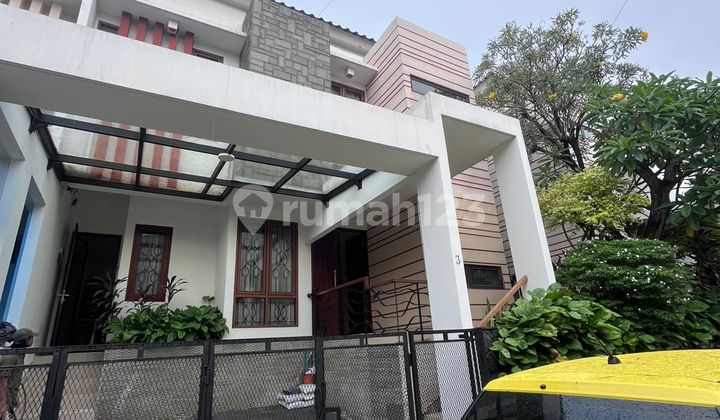 Dijual Townhouse Cipete - LT 162M² LB 195M², 4Br Semi Furnished