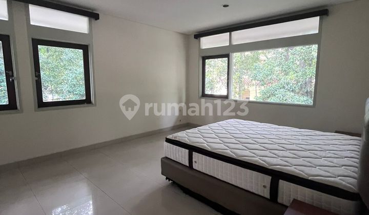 Luxury 3Br House For Rent - Kuningan, South Jakarta | Pool & Rooftop 2