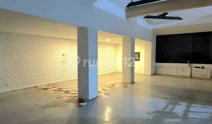 For Rent 526M² Shop House on Main Mahakam Roadside - Prime Area Blok M, South Jakarta 2