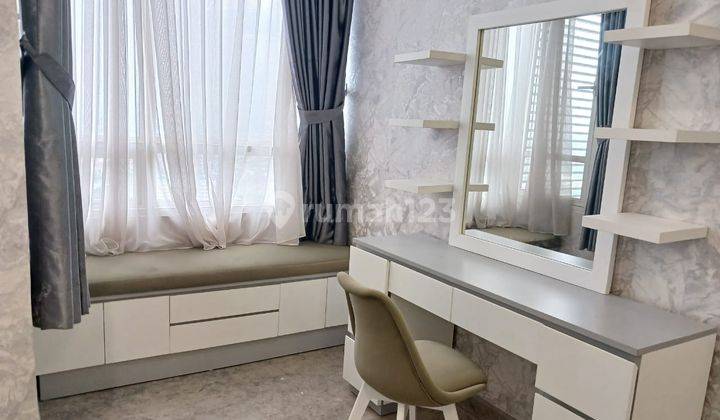 Sewa Apartemen Studio Skandinavia Tangerang City, Brand New Furnished - Lake View 2