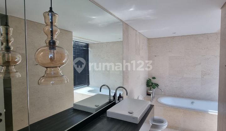 For Rent Pet Friendly Apartment in Kuningan South Jakarta - Verde 1, 3 Bedroom Type Furnished 2