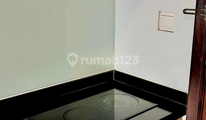 Studio Furnished 28M² - High Floor, Menteng Park Apartment, Jakarta Pusat 2