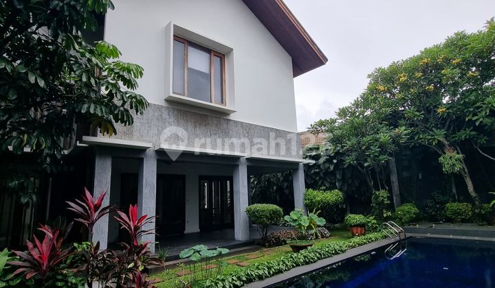 Dijual Rumah Mewah Tropical Pondok Indah - 636M², Kolam Renang, 3 Lantai