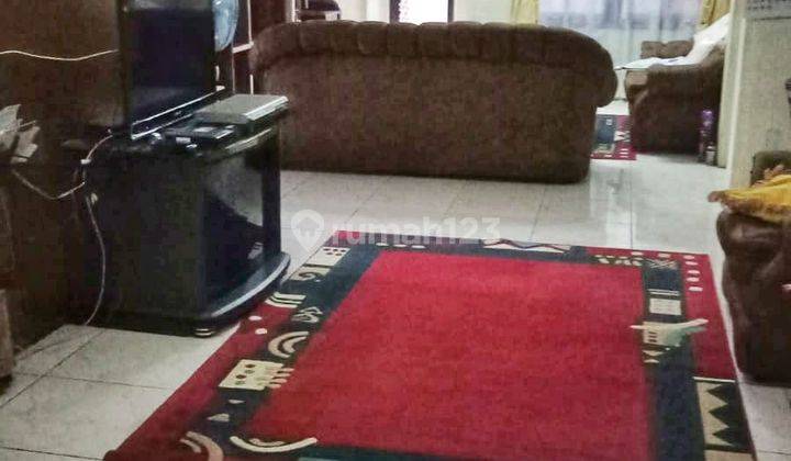 Rumah Bagus Dipusat Kota, Harga Miring, Banyak Kamar, Cocok Untuk Usaha Kos-Kosan  2