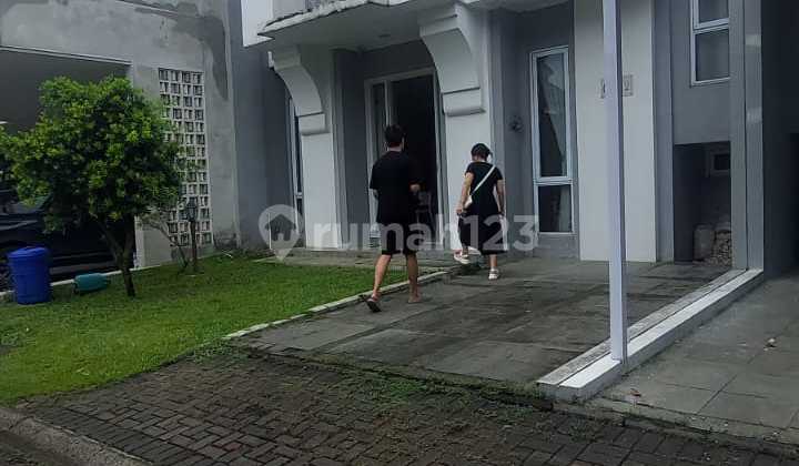 For Rent Semi-Furnished House, Neat and Ready to Occupy