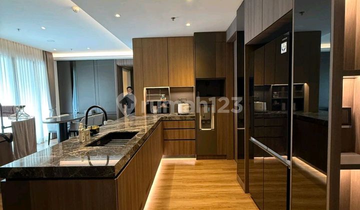 Unit Apartement dengan Inteterior Terbaik dan Termurah di The Lyod Alam Sutera Full Furnished