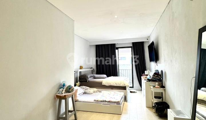 Rumah, SHM, di BSD, 2Lantai dengan Kamar Tidur Besar-Besar 2