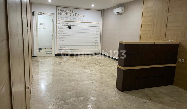 3-Story Shop House Ready to Use Zero Road Near Siloam Gubeng