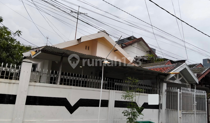 Rumah Hook 1.5 LT Selangkah Galaxi Mall Dharmahusada