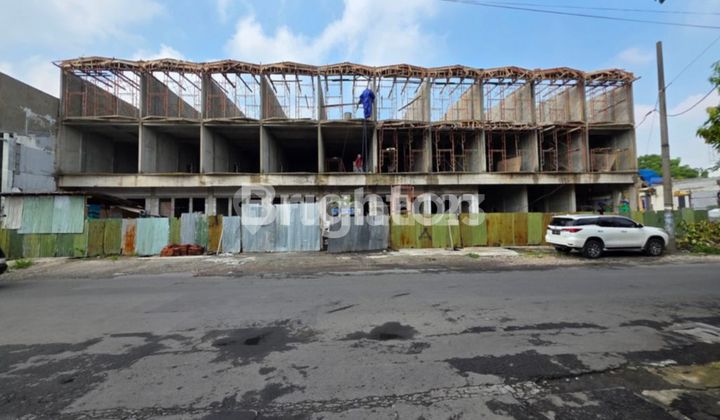 3-STOREY RUKO MODERN CLASSIC STYLE FACADE, KEDUNG ASEM MAIN ROAD