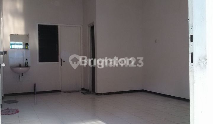 Ready-to-Occupy House in Kenjeran Lebak Kapas Gading 2