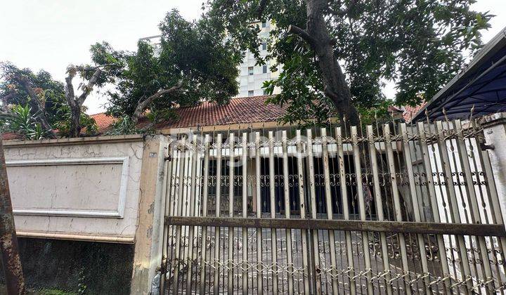 RUMAH LAMA LOKASI KOMERSIL NOL JALAN KUSUMA BANGSA 1