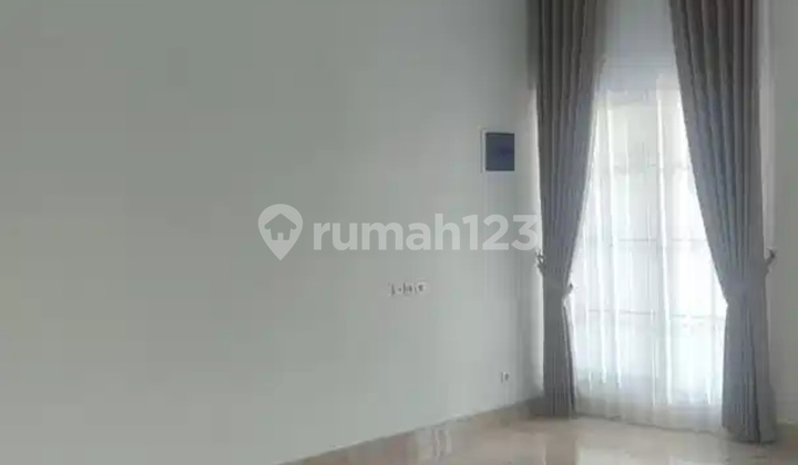 Jual Cepat Minimalis 2lt Dekat Merr Oerr Bagus Rumah di Indomaret Central Park Wiguna, Gunung Anyar Regency, Jl. Central Park, Gunung Anyar Tambak, Gunung Anyar, Kota Surabaya, Jawa Timur, Indonesia, 60294, Surabaya Kota 2