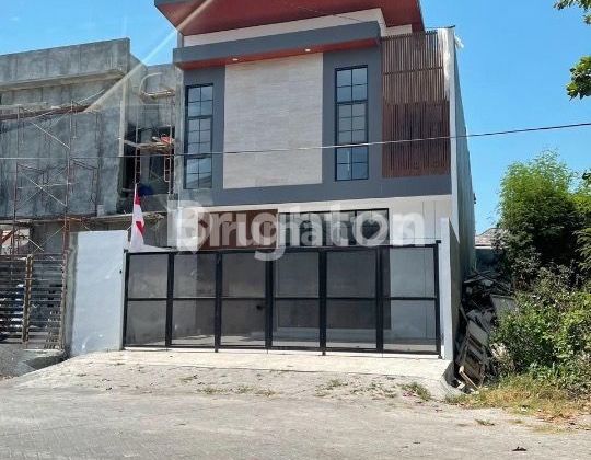 MINIMALIS ELEGAN SELANGKAH PAKUWON CITY SUTOREJO MULYOSARI