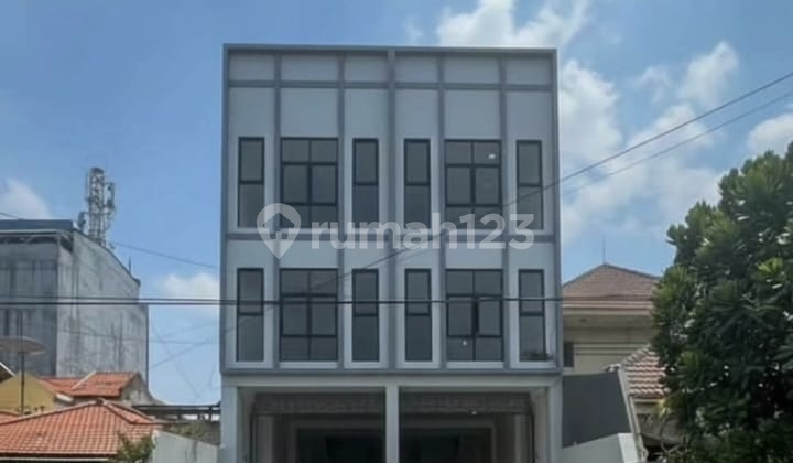 Area Komersil Gress Ruko 3Lt Siap Pakai