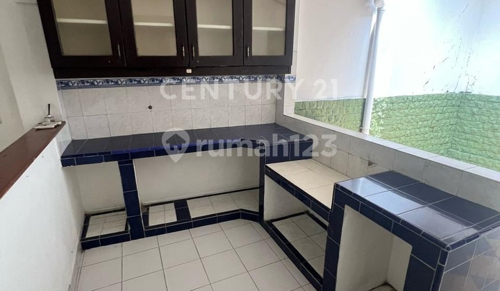 Bukit Kecana House, Pondok Gede, Toll Road and LRT Access 2