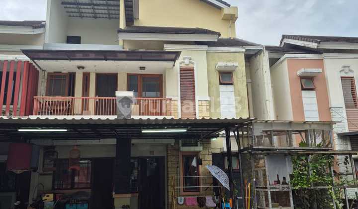 3-Story House, Strategic Location Near Mall in Grand Wisata 3-Story House, Strategic Location Near Mall in Grand Wisata