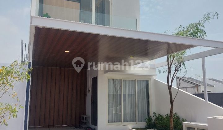 Rumah Mewah Konsep Modern Lingkungan Nyaman Tanpa Dp Free Biaya