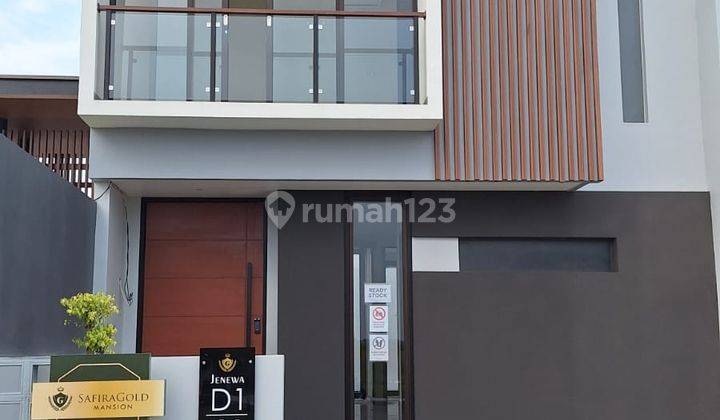 Rumah 2 Lantai Lingkungan Mewah Tanpa Dp Ada Kolam Dekat Surabaya 2
