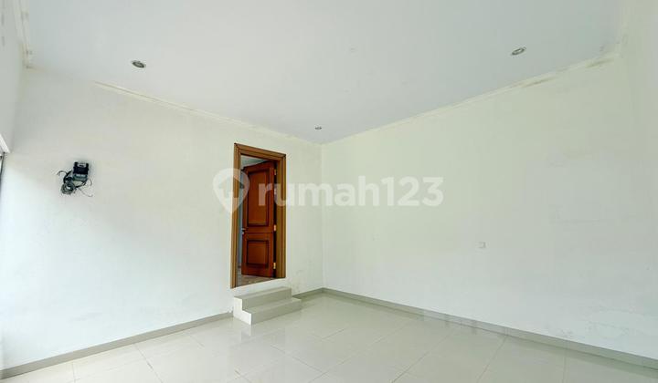 Rumah Minimalis Modern Halaman Luas Cluster Depan Sentul City Bogor 2