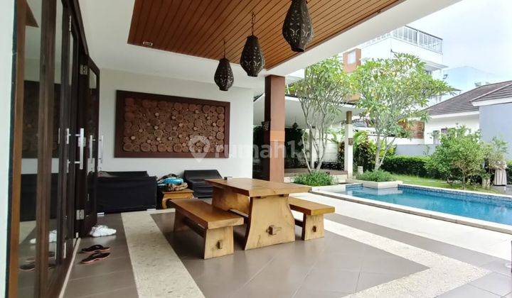 Rumah Modern Bergaya Bali Furnish Sentul City Bogor 1