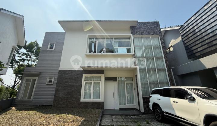 Rumah Modern Siap Huni Halaman Luas View Golf Sentul City Bogor Rumah Modern Siap Huni Halaman Luas View Golf Sentul City Bogor