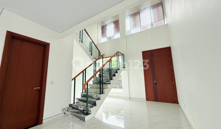 Modern Tropical House Ready to Occupied Mountain View Sentul City Bogor 2