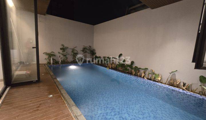 Rumah Modern Private Pool,lift,depan Green Area Sentul City Bogor 1