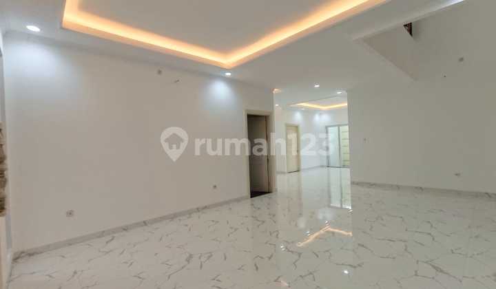 Classic House Ready to Occupied Mountain View Sentul City Bogor 2