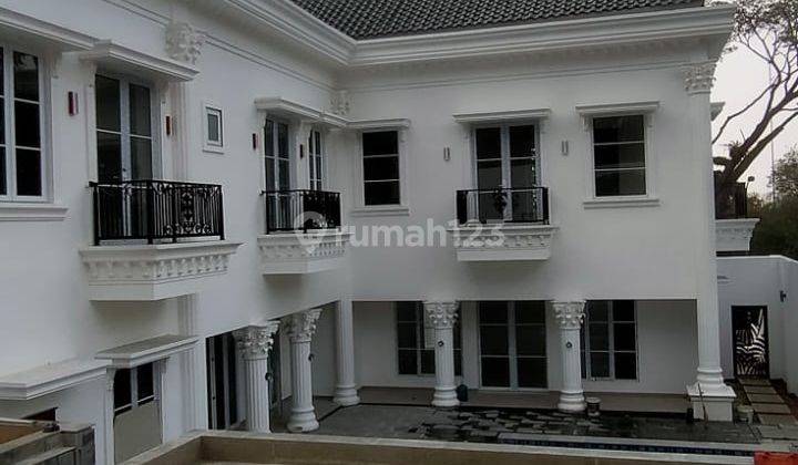 Rumah Mewah Siap Huni Posisi Hook,private Pool,view Pegunungan Sentul City Bogor 1